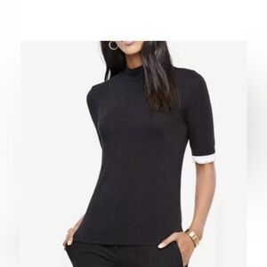 NWOT Ann Taylor medium mock neck short sleeve shirt